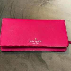 Kate Spade Fuchsia Wallet